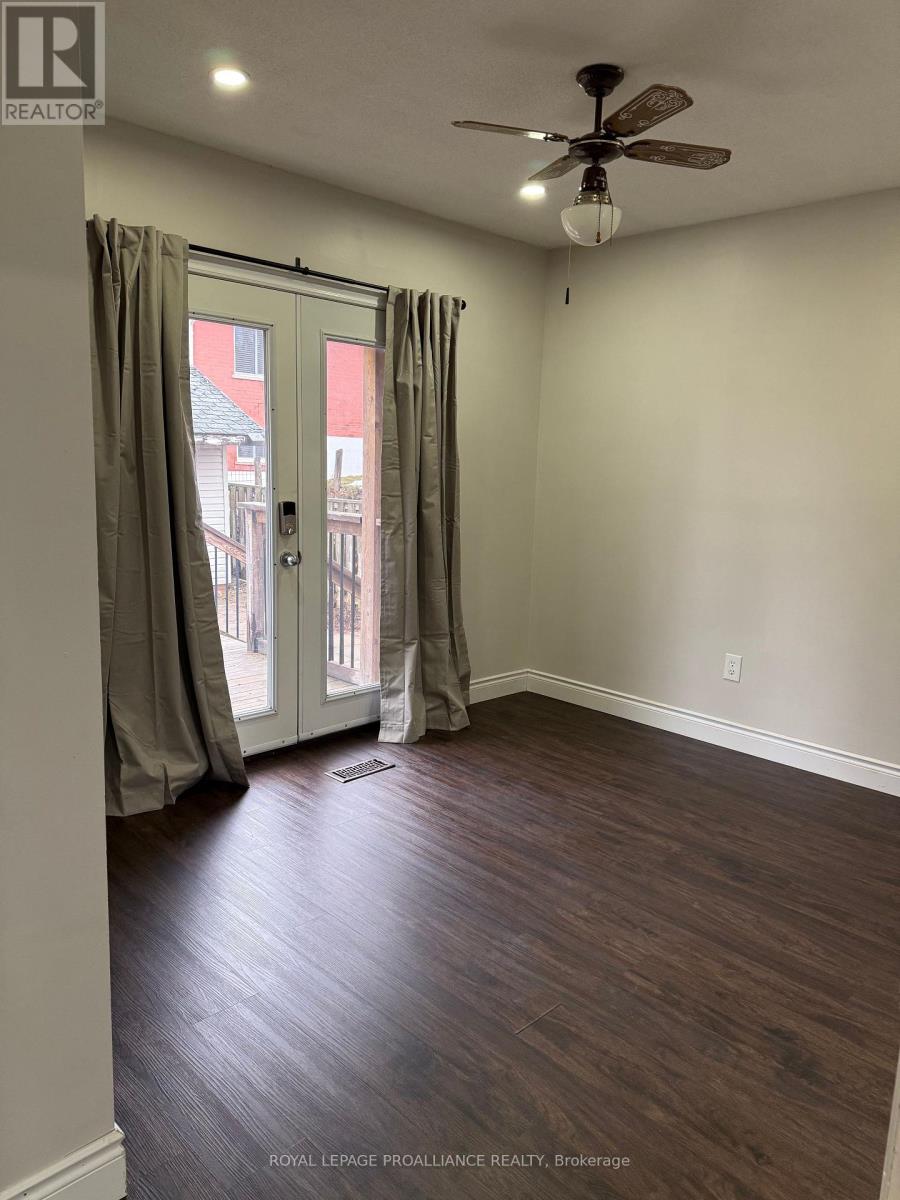 Main Floor - 939 Dainard Drive, Peterborough (Monaghan Ward 2), Ontario  K9K 2A7 - Photo 11 - X12944650