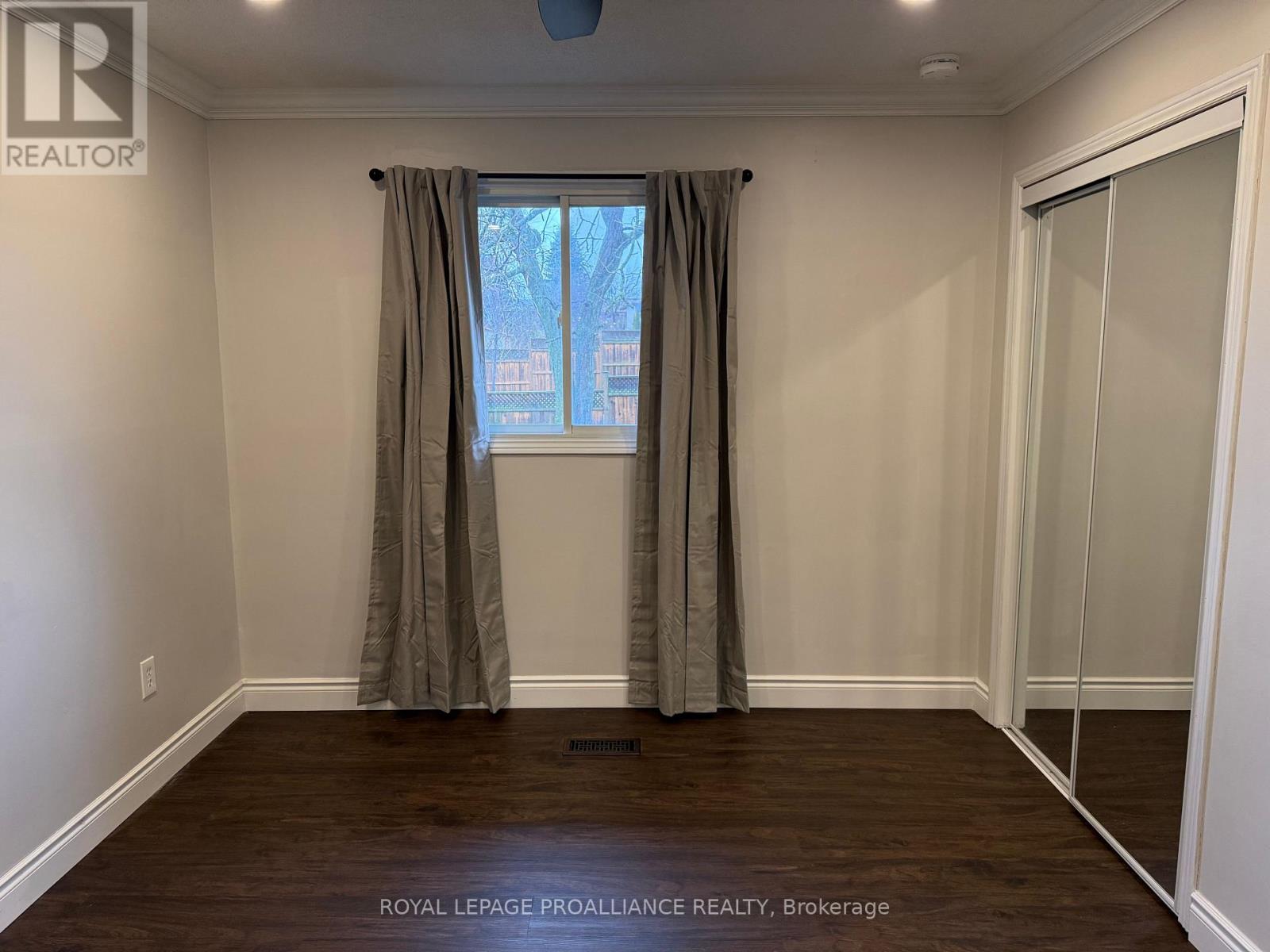 Main Floor - 939 Dainard Drive, Peterborough (Monaghan Ward 2), Ontario  K9K 2A7 - Photo 14 - X12944650