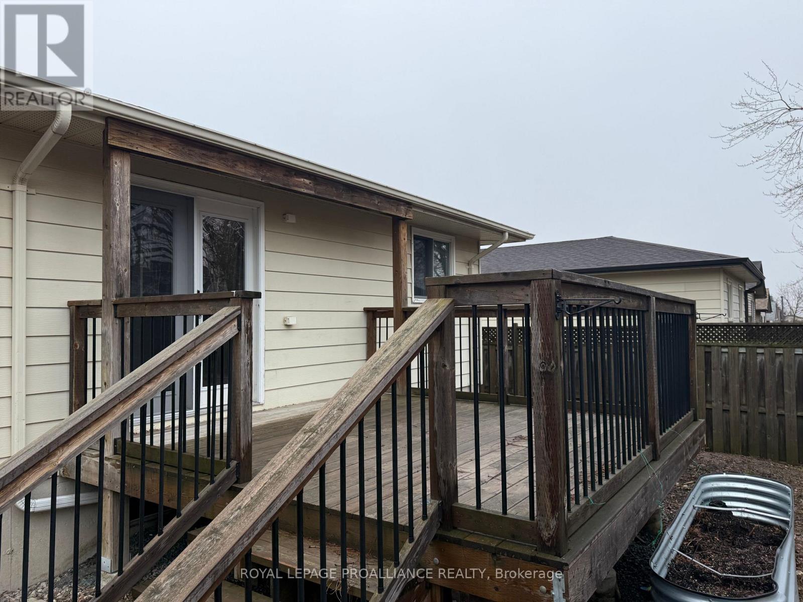 Main Floor - 939 Dainard Drive, Peterborough (Monaghan Ward 2), Ontario  K9K 2A7 - Photo 16 - X12944650