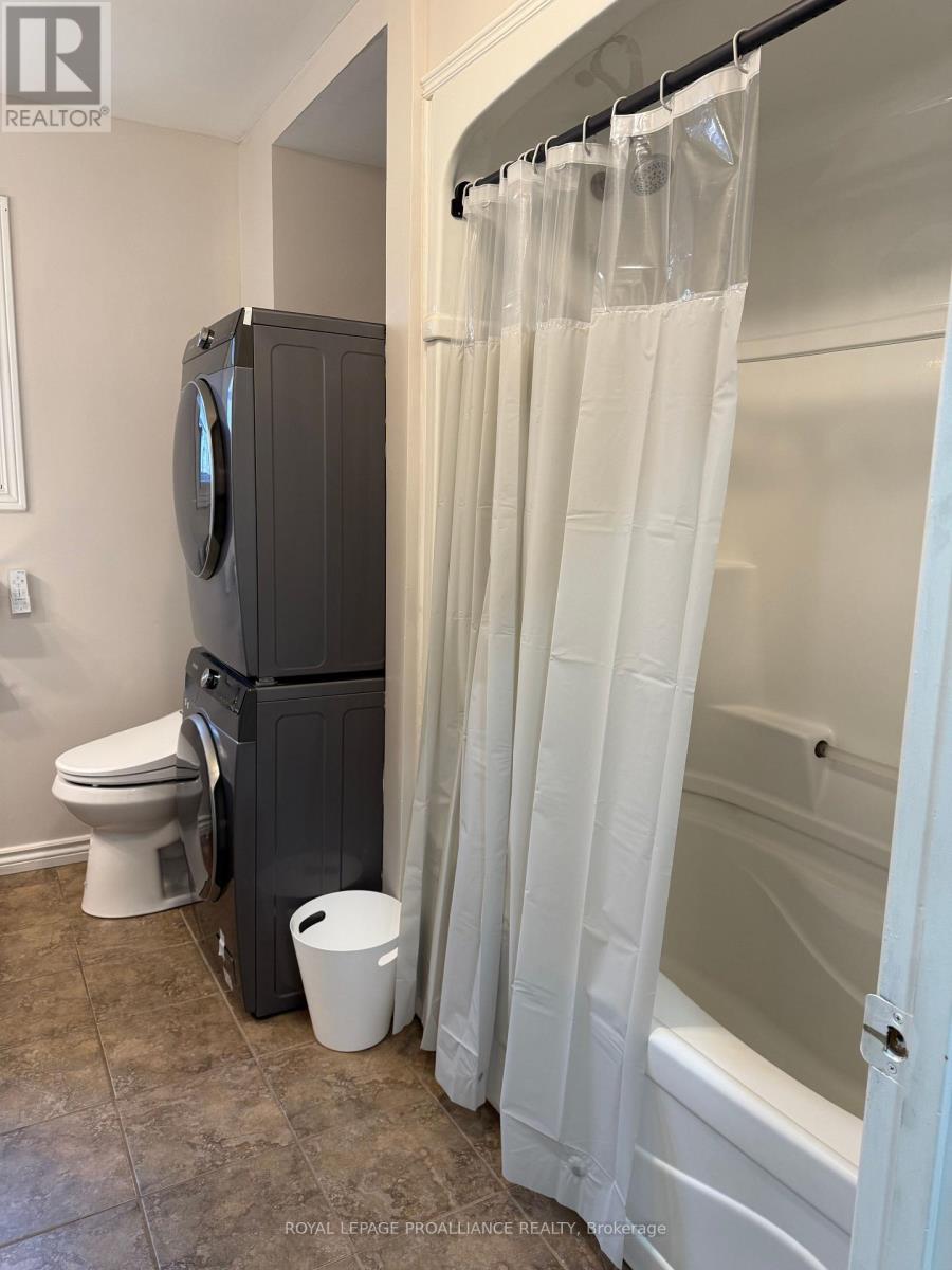 Main Floor - 939 Dainard Drive, Peterborough (Monaghan Ward 2), Ontario  K9K 2A7 - Photo 9 - X12944650