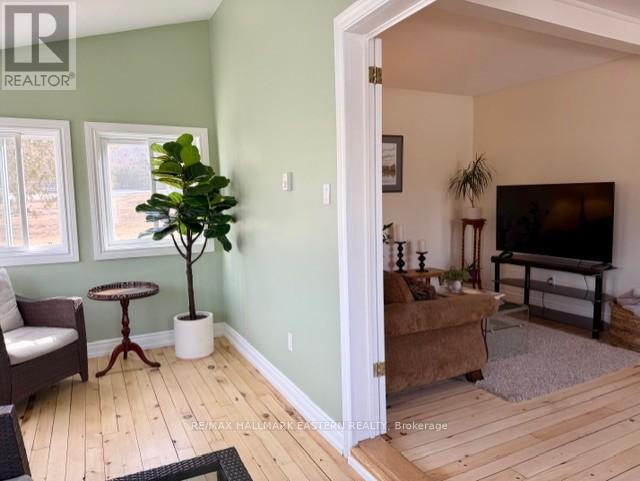 23 Colbourne Street W, Selwyn, Ontario  K0L 2H0 - Photo 14 - X12945054