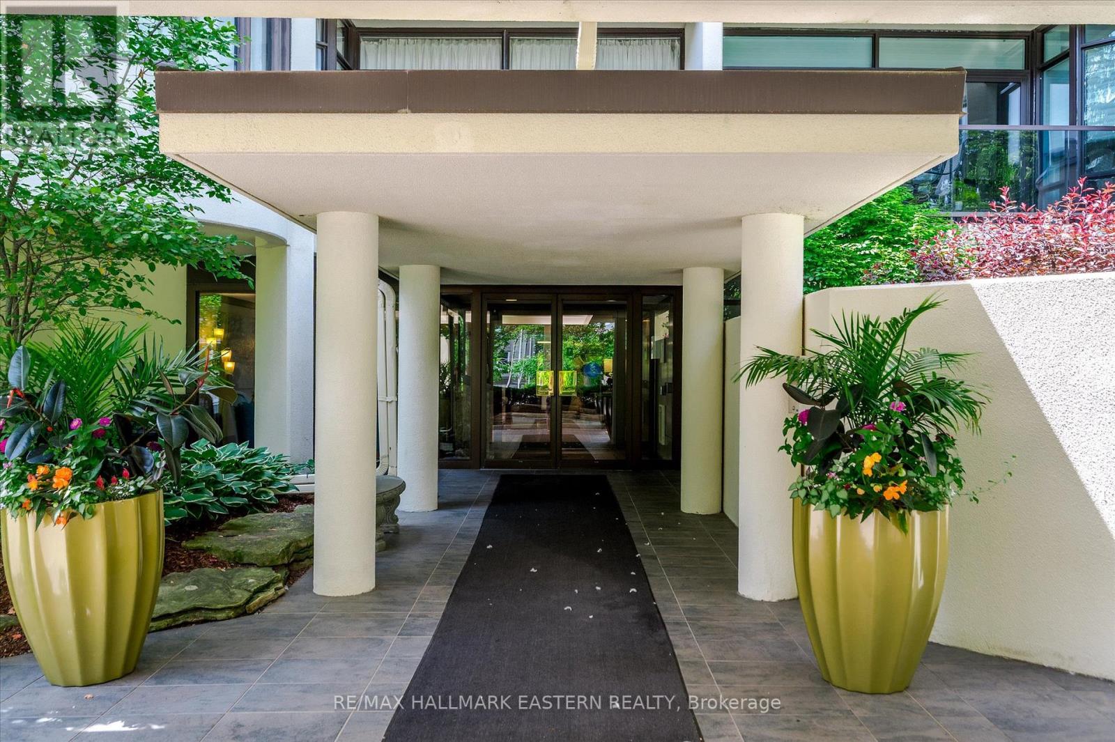 204 - 1818 Cherryhill Road, Peterborough (Monaghan Ward 2), Ontario  K9K 1S6 - Photo 2 - X12945366