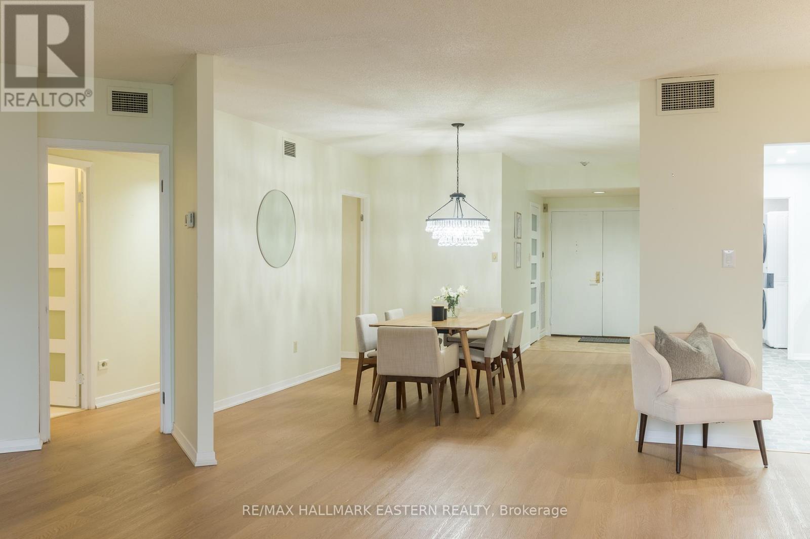 204 - 1818 Cherryhill Road, Peterborough (Monaghan Ward 2), Ontario  K9K 1S6 - Photo 3 - X12945366