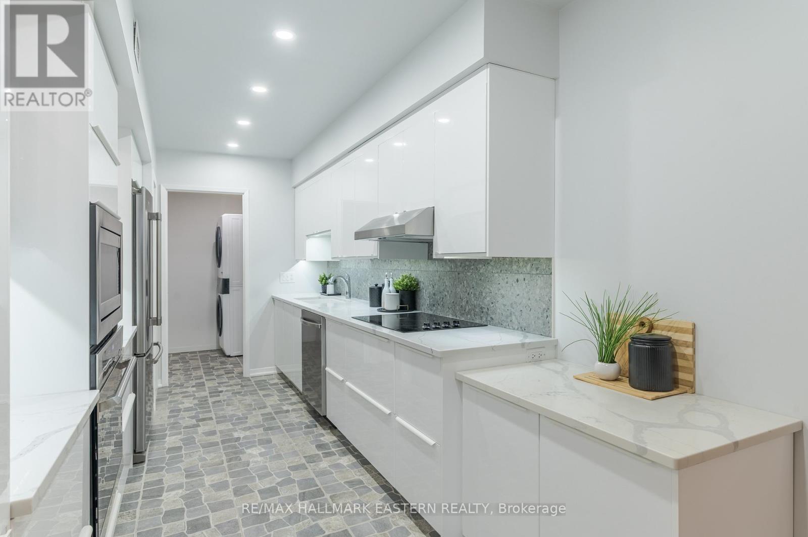 204 - 1818 Cherryhill Road, Peterborough (Monaghan Ward 2), Ontario  K9K 1S6 - Photo 7 - X12945366