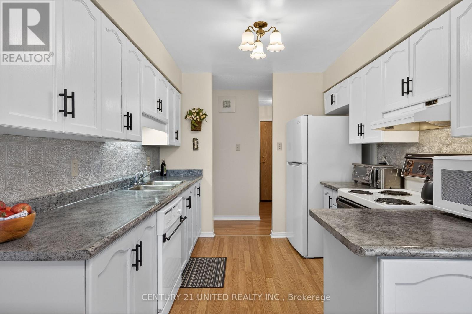 206 - 2185 Walker Avenue, Peterborough (Ashburnham Ward 4), Ontario  K9L 1T6 - Photo 20 - X12945924