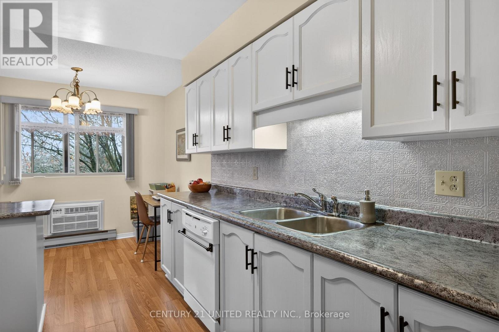 206 - 2185 Walker Avenue, Peterborough (Ashburnham Ward 4), Ontario  K9L 1T6 - Photo 23 - X12945924