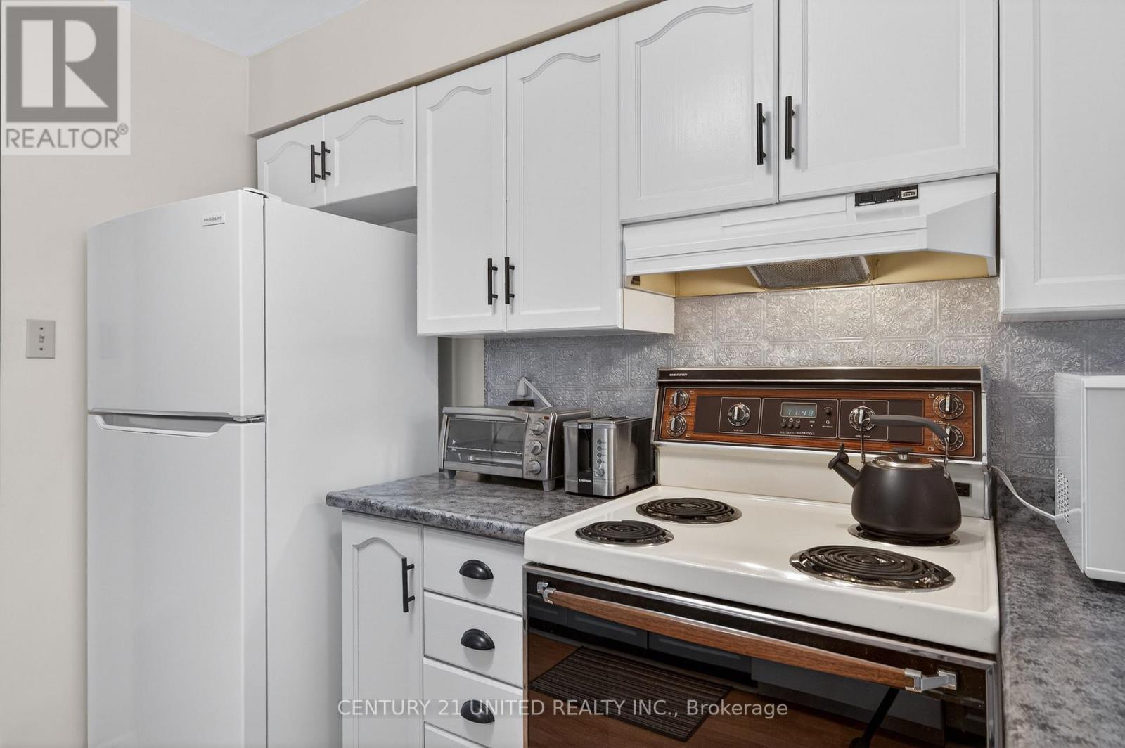 206 - 2185 Walker Avenue, Peterborough (Ashburnham Ward 4), Ontario  K9L 1T6 - Photo 26 - X12945924