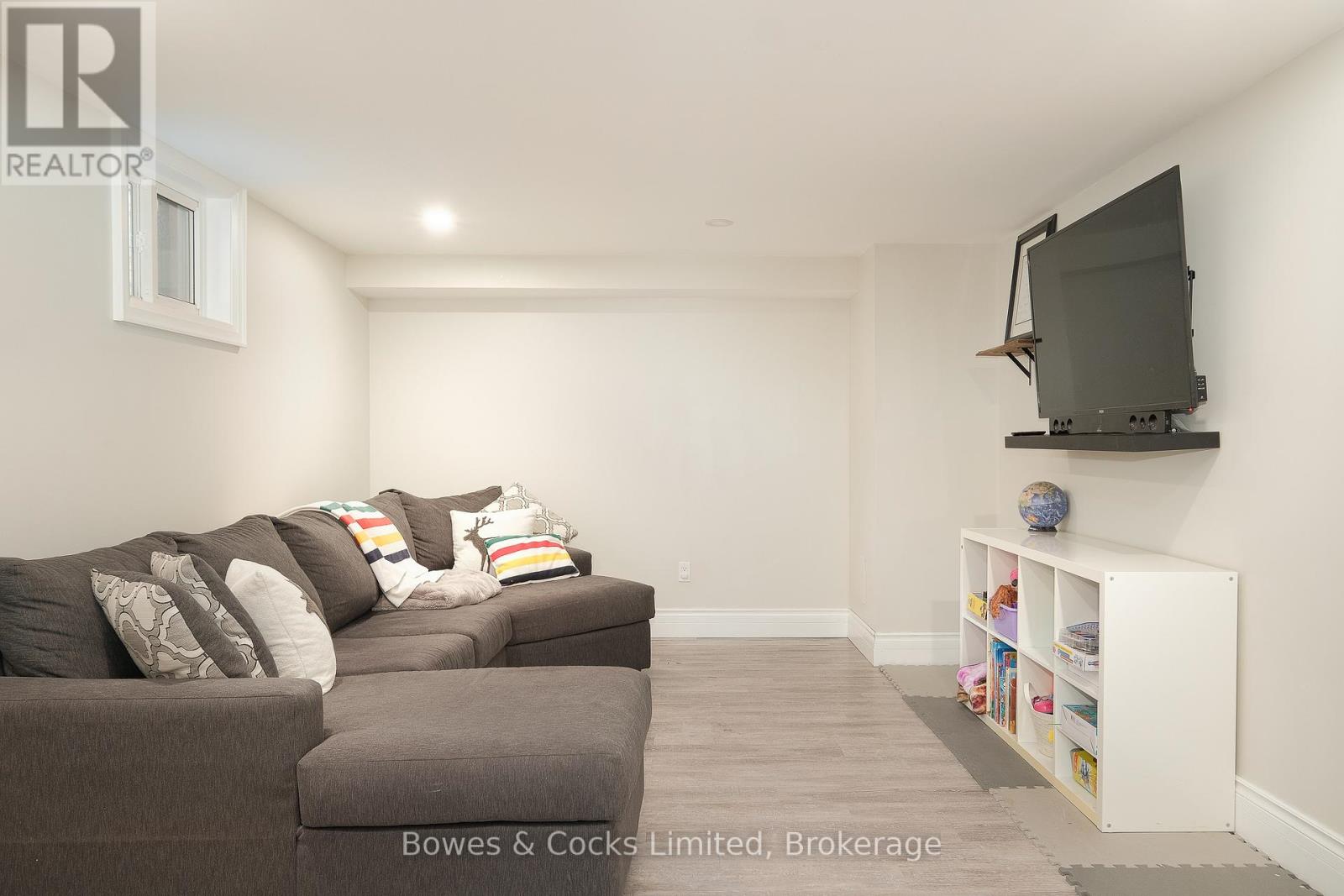 1462 Westbrook Drive, Peterborough (Monaghan Ward 2), Ontario  K9J 6R4 - Photo 21 - X12946496