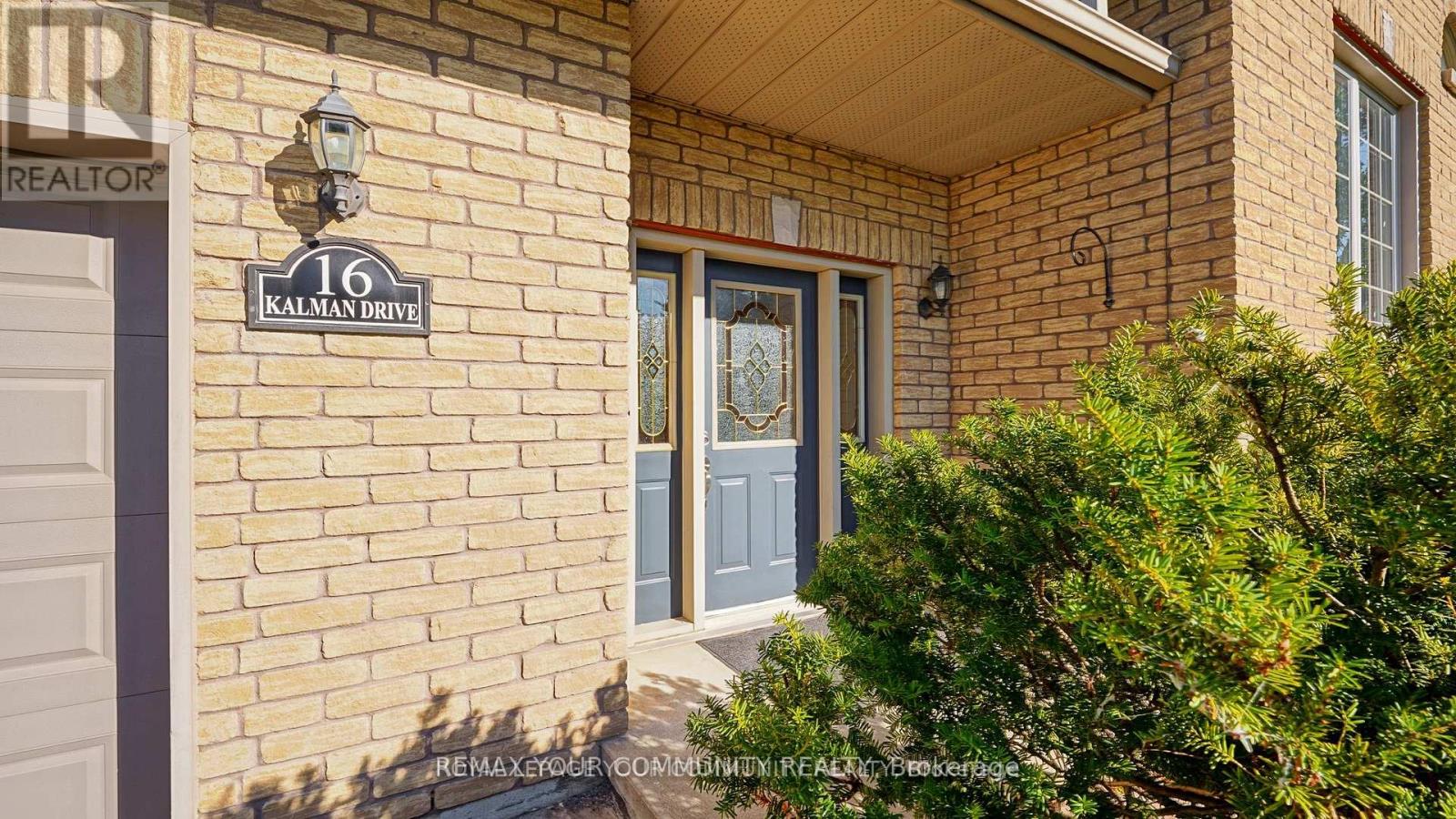 16 Kalman Drive, Cavan Monaghan (Cavan Twp), Ontario  L0A 1G0 - Photo 2 - X12946776