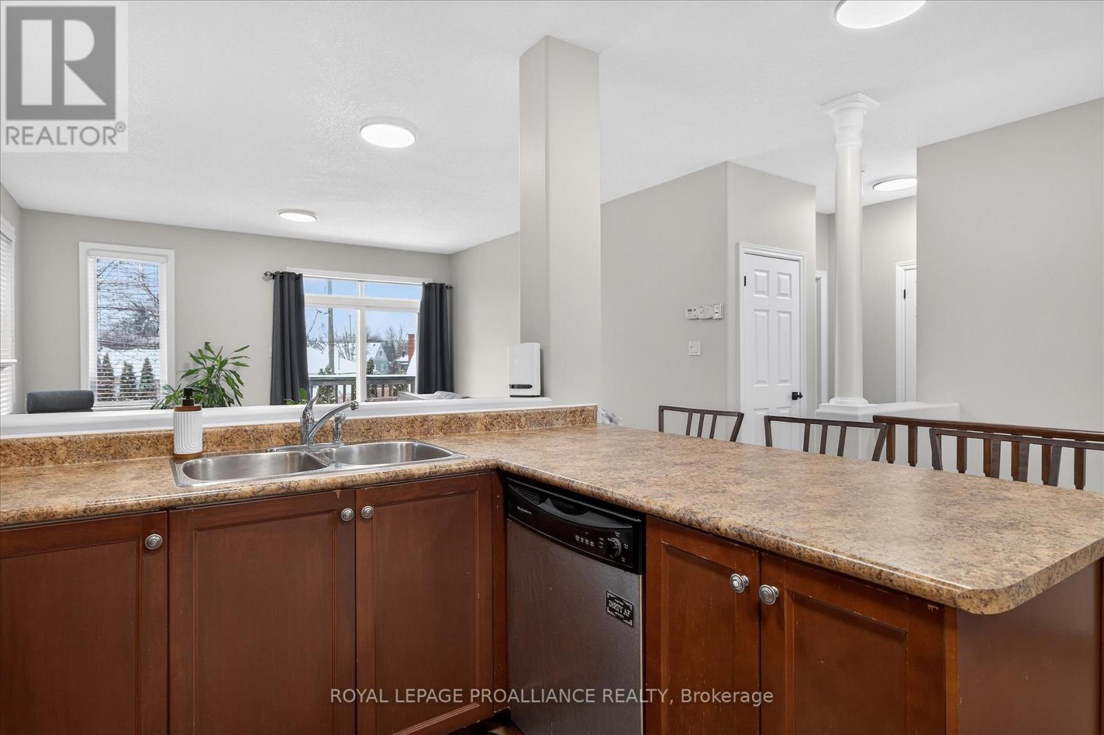 18 - 50 Lockside Drive, Peterborough (Otonabee Ward 1), Ontario  K9J 8T1 - Photo 15 - X12947240