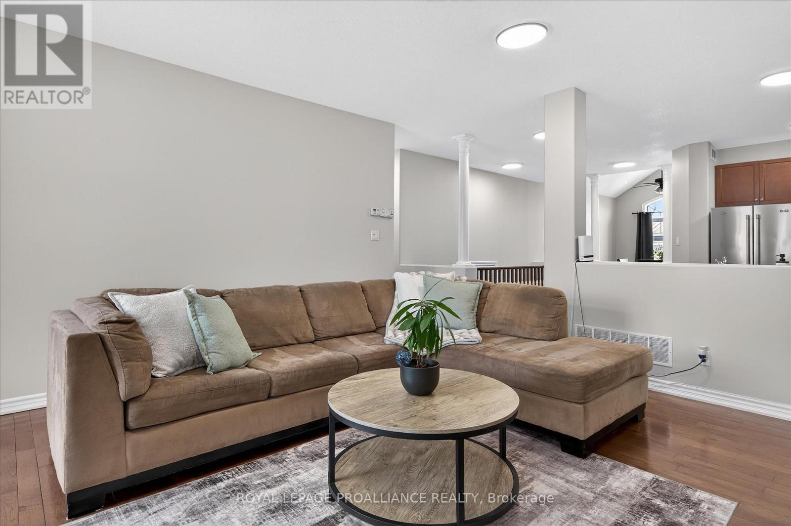 18 - 50 Lockside Drive, Peterborough (Otonabee Ward 1), Ontario  K9J 8T1 - Photo 20 - X12947240