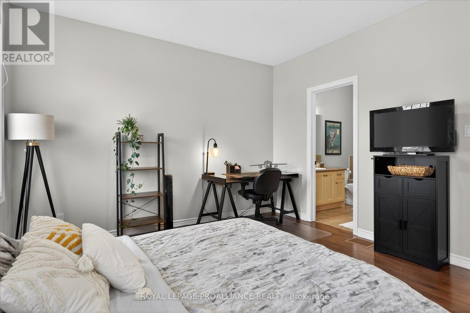 18 - 50 Lockside Drive, Peterborough (Otonabee Ward 1), Ontario  K9J 8T1 - Photo 31 - X12947240