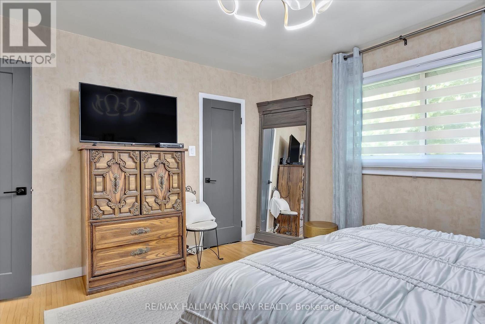 1009 Fairbairn Street, Peterborough (Monaghan Ward 2), Ontario  K9K 1C1 - Photo 22 - X12947188