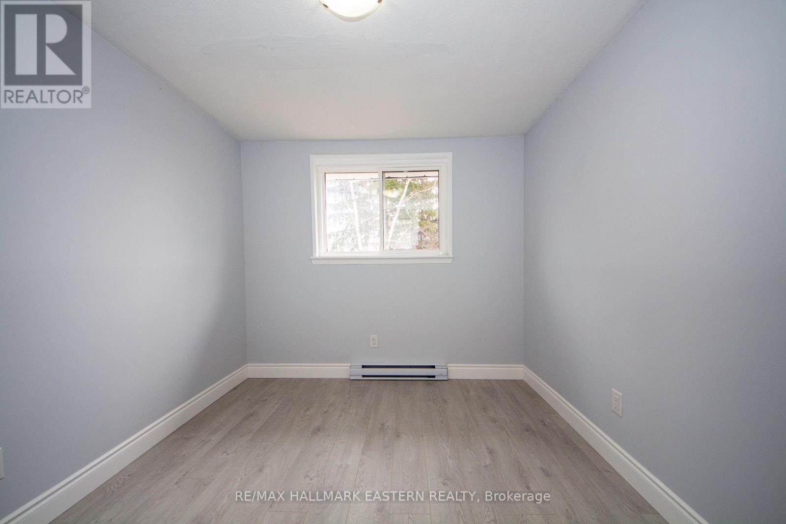 24a Springbrook Drive, Peterborough (Monaghan Ward 2), Ontario  K9J 1L1 - Photo 16 - X12947408