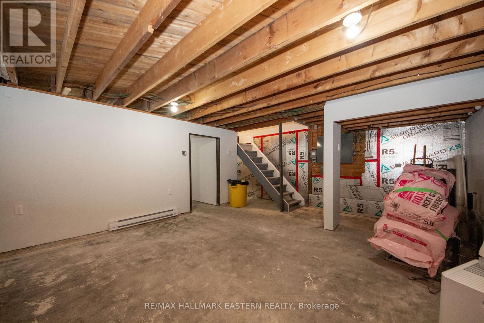 24a Springbrook Drive, Peterborough (Monaghan Ward 2), Ontario  K9J 1L1 - Photo 19 - X12947408