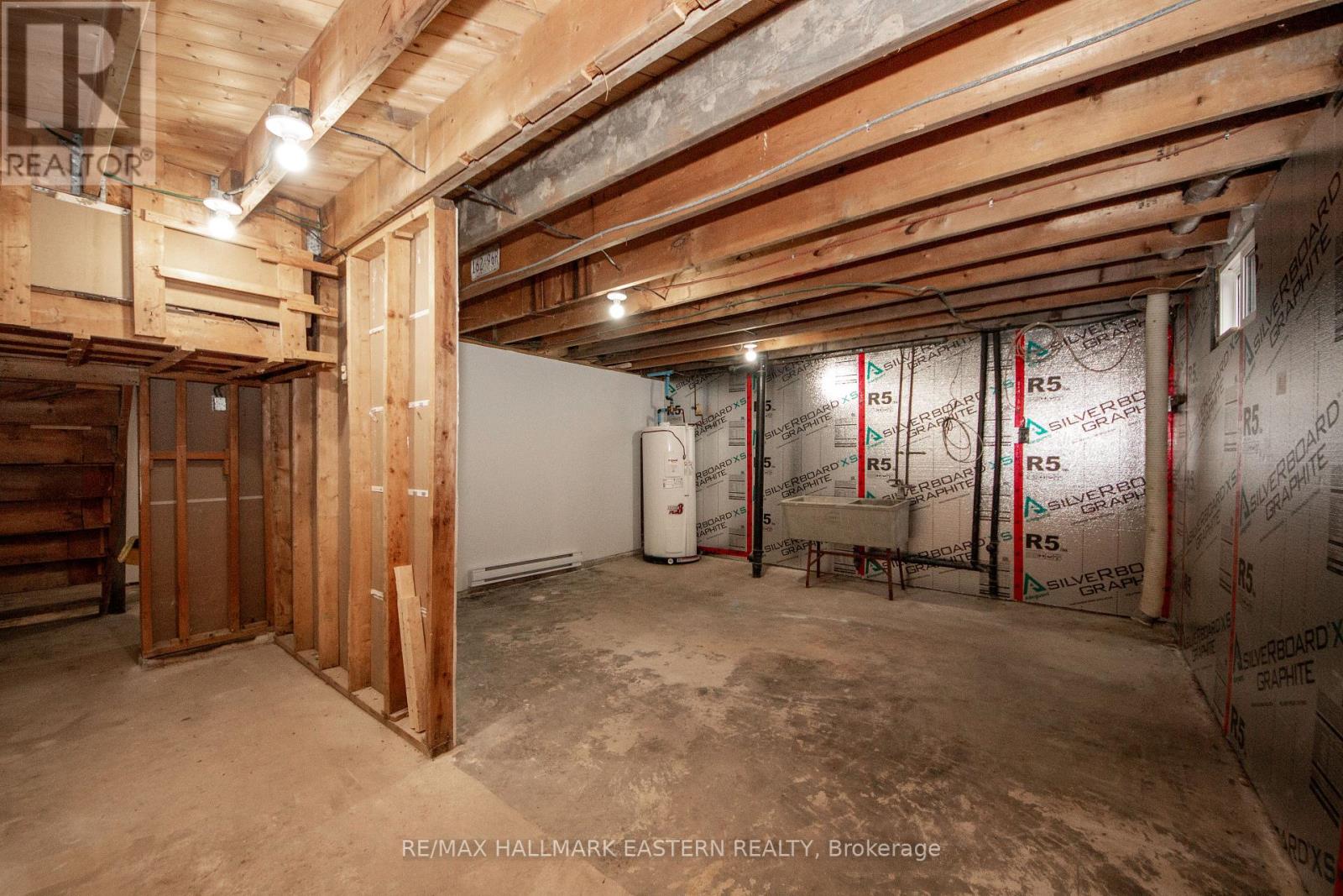 24a Springbrook Drive, Peterborough (Monaghan Ward 2), Ontario  K9J 1L1 - Photo 20 - X12947408