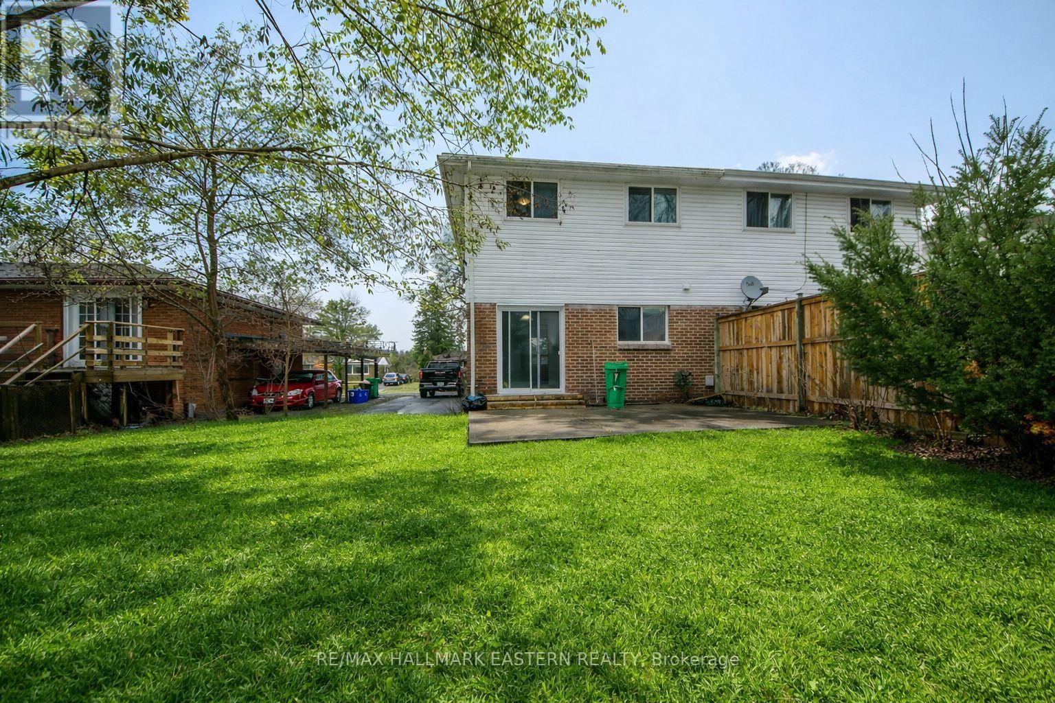24a Springbrook Drive, Peterborough (Monaghan Ward 2), Ontario  K9J 1L1 - Photo 22 - X12947408