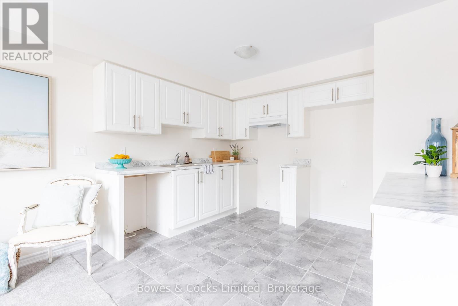 102 - 48 Maple Avenue, Asphodel-Norwood (Norwood), Ontario  K0L 2V0 - Photo 5 - X12948078