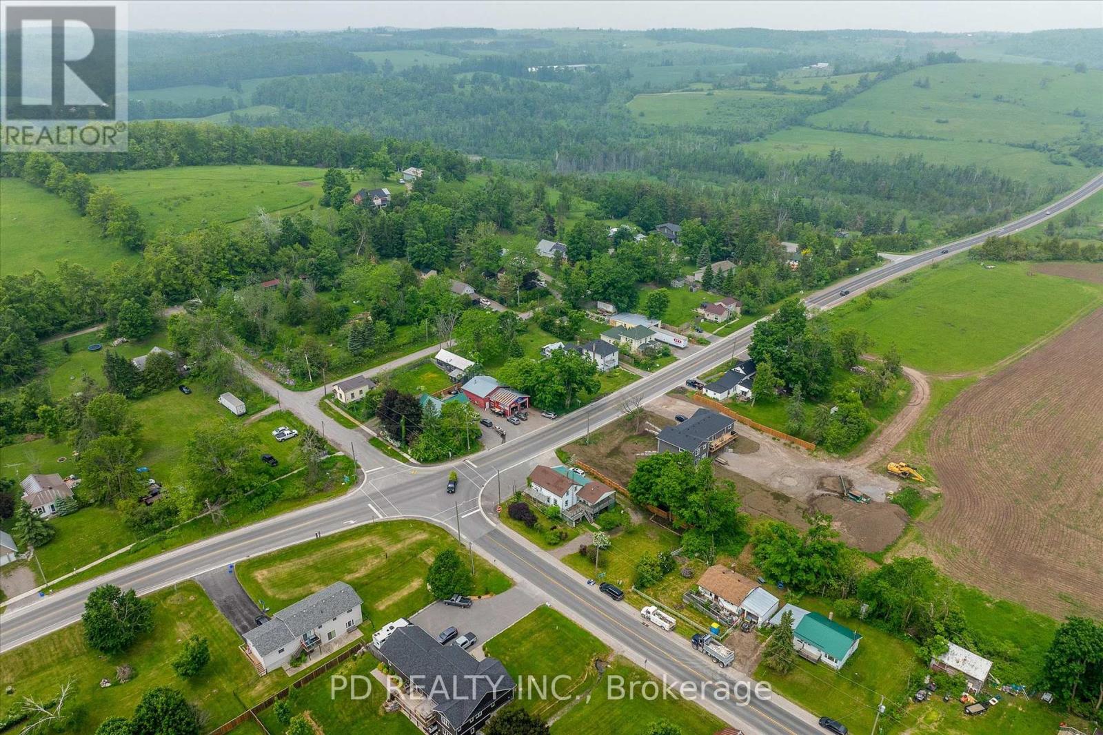 2449 Queen Mary Street, Cavan Monaghan (Cavan Twp), Ontario  L0A 1C0 - Photo 13 - X12948220