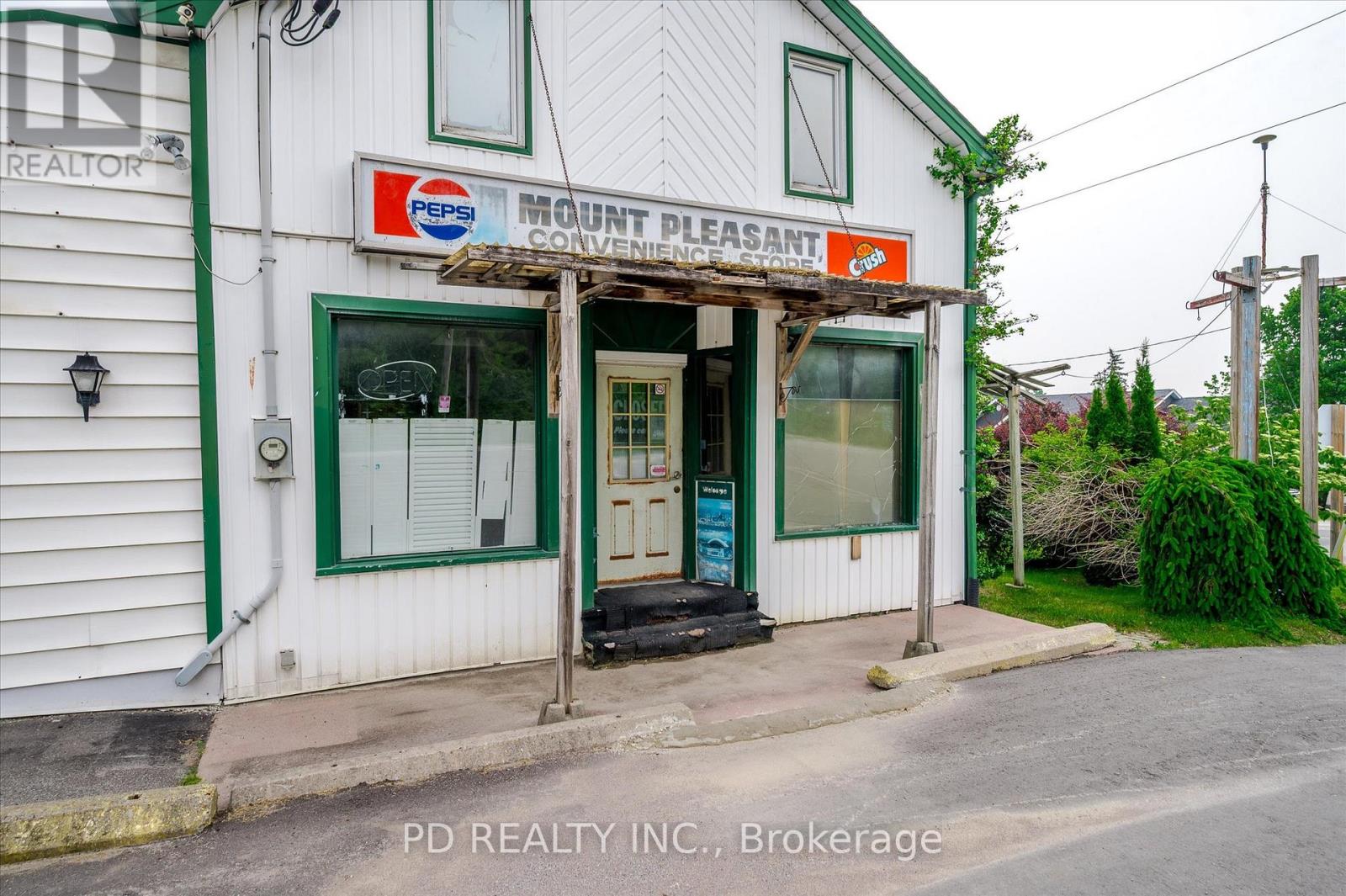 2449 Queen Mary Street, Cavan Monaghan (Cavan Twp), Ontario  L0A 1C0 - Photo 4 - X12948220