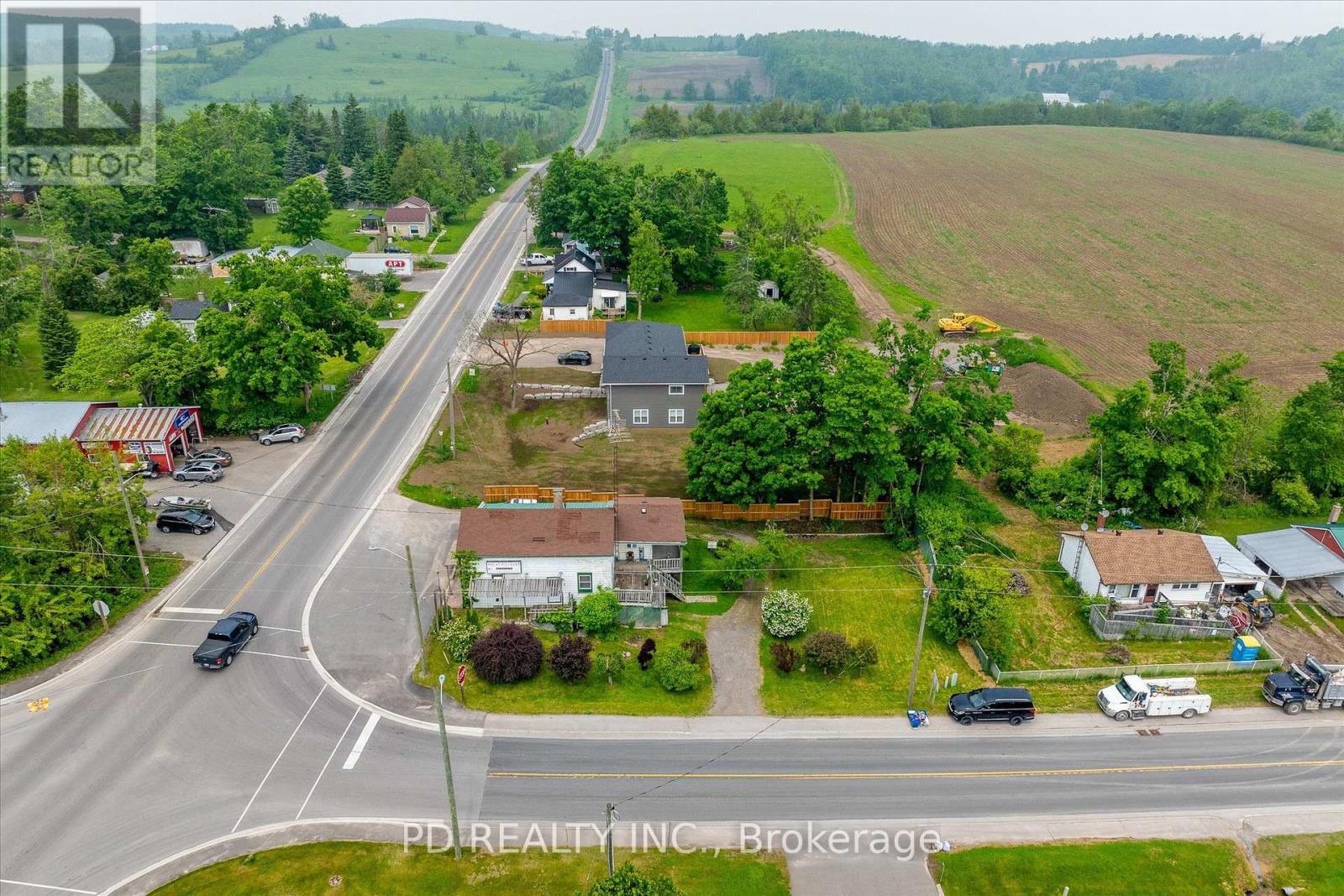 2449 Queen Mary Street, Cavan Monaghan (Cavan Twp), Ontario  L0A 1C0 - Photo 7 - X12948220