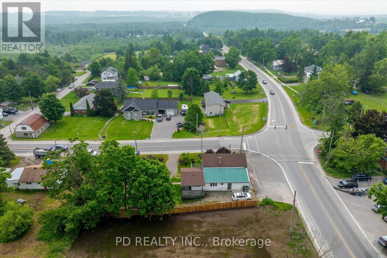 2449 Queen Mary Street, Cavan Monaghan (Cavan Twp), Ontario  L0A 1C0 - Photo 9 - X12948220