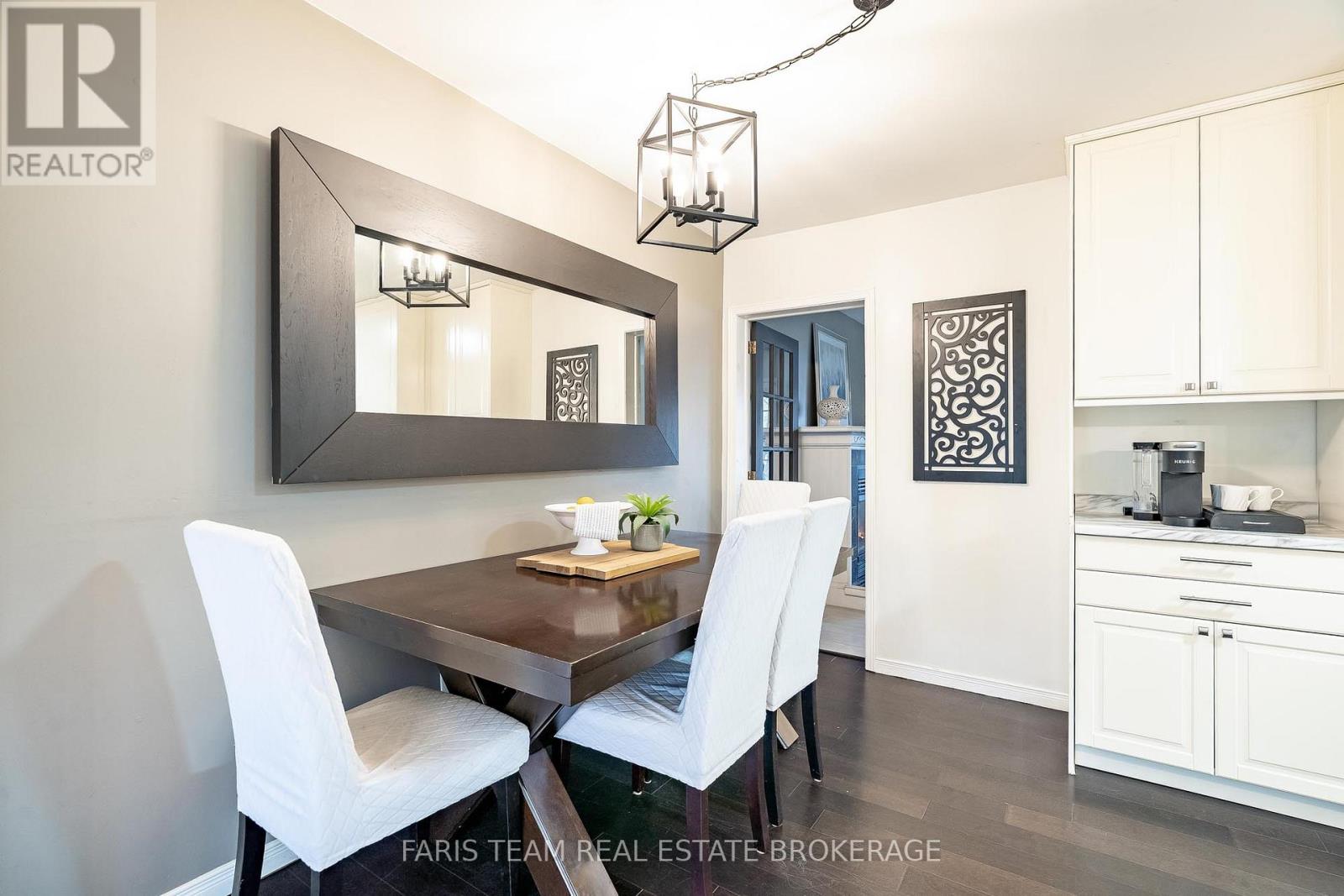 44 Regent Street, Kawartha Lakes (Lindsay), Ontario  K9V 3V2 - Photo 10 - X12949078