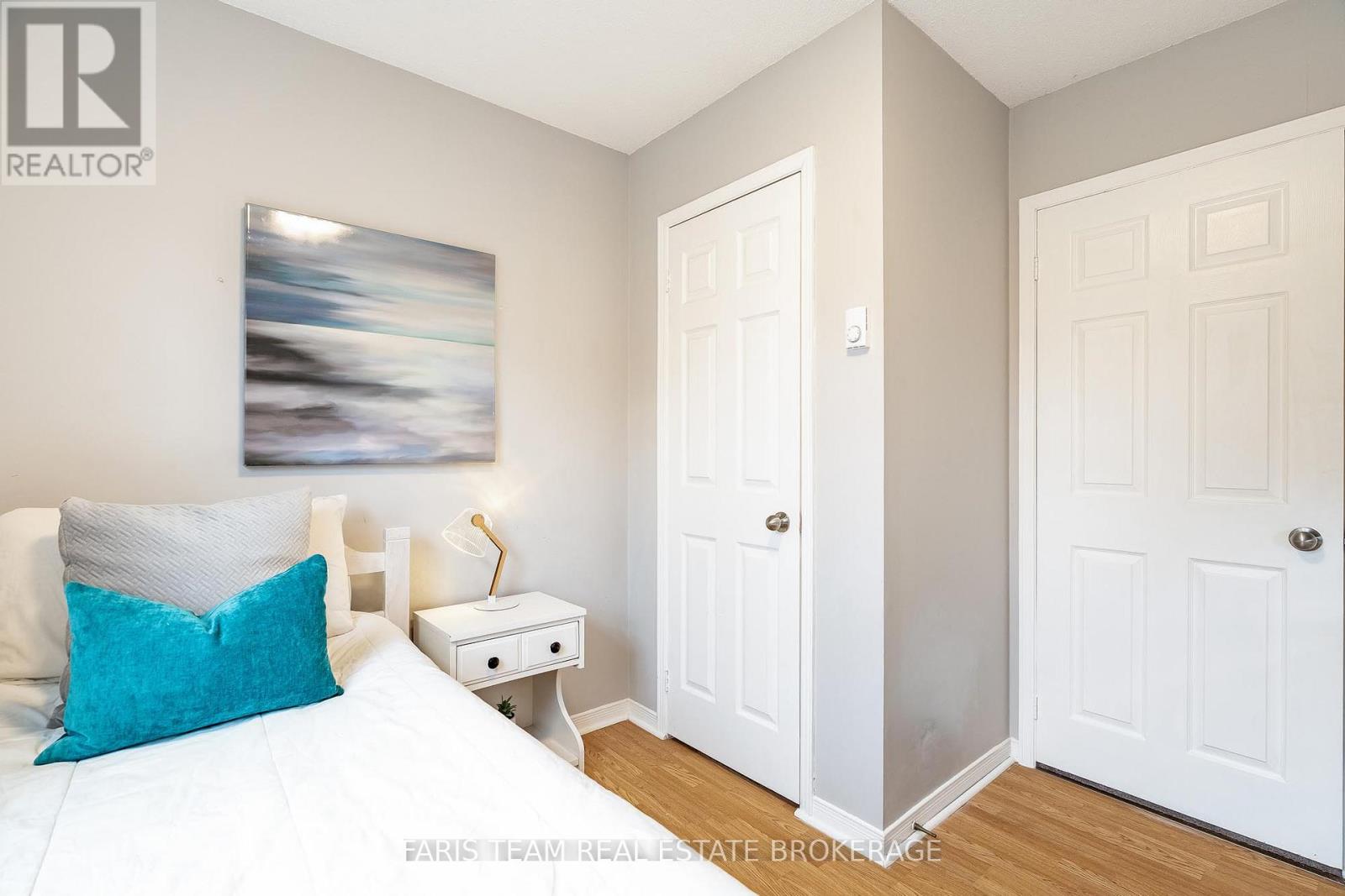 44 Regent Street, Kawartha Lakes (Lindsay), Ontario  K9V 3V2 - Photo 25 - X12949078