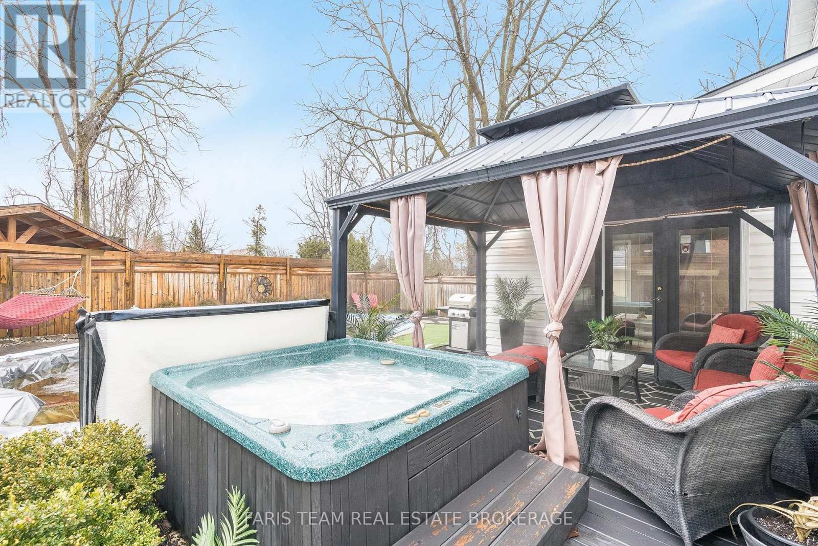 44 Regent Street, Kawartha Lakes (Lindsay), Ontario  K9V 3V2 - Photo 37 - X12949078