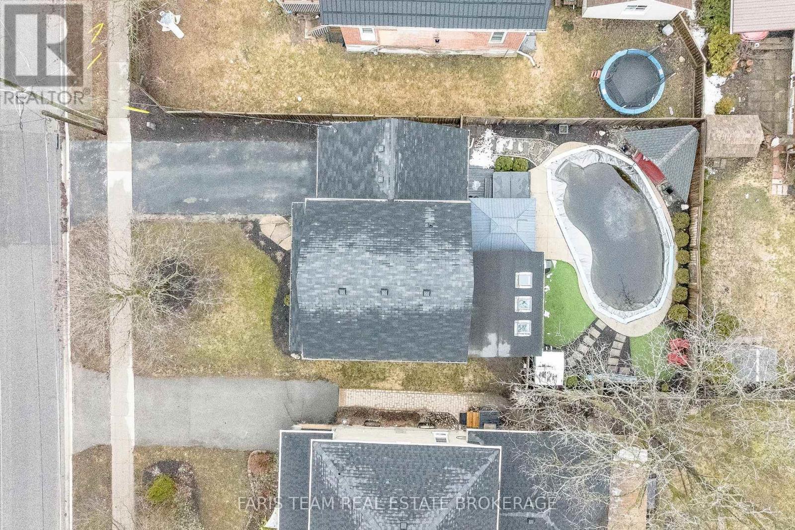 44 Regent Street, Kawartha Lakes (Lindsay), Ontario  K9V 3V2 - Photo 42 - X12949078