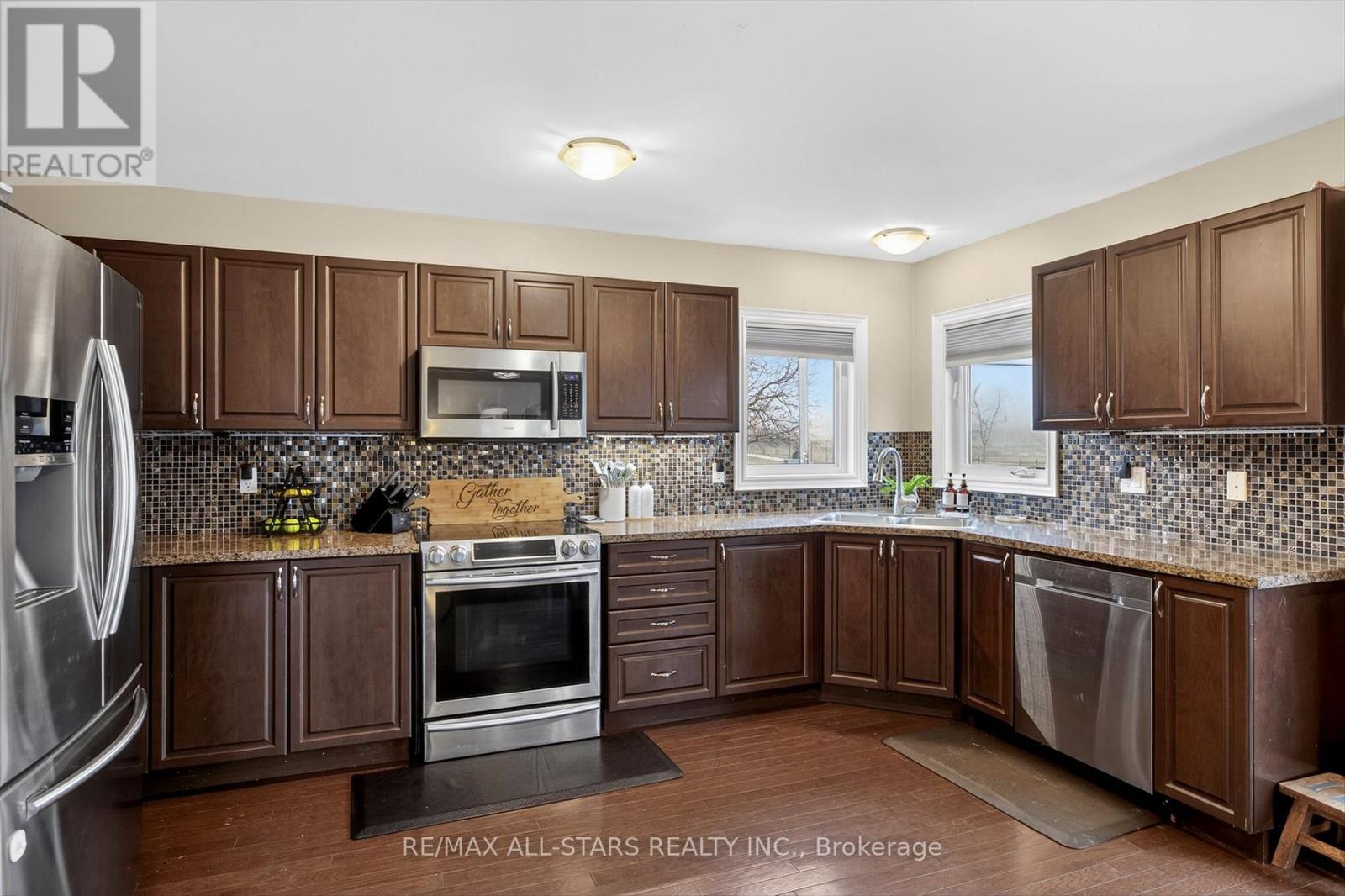 2 Lisbeth Crescent, Kawartha Lakes (Lindsay), Ontario  K9V 0C9 - Photo 12 - X12949252