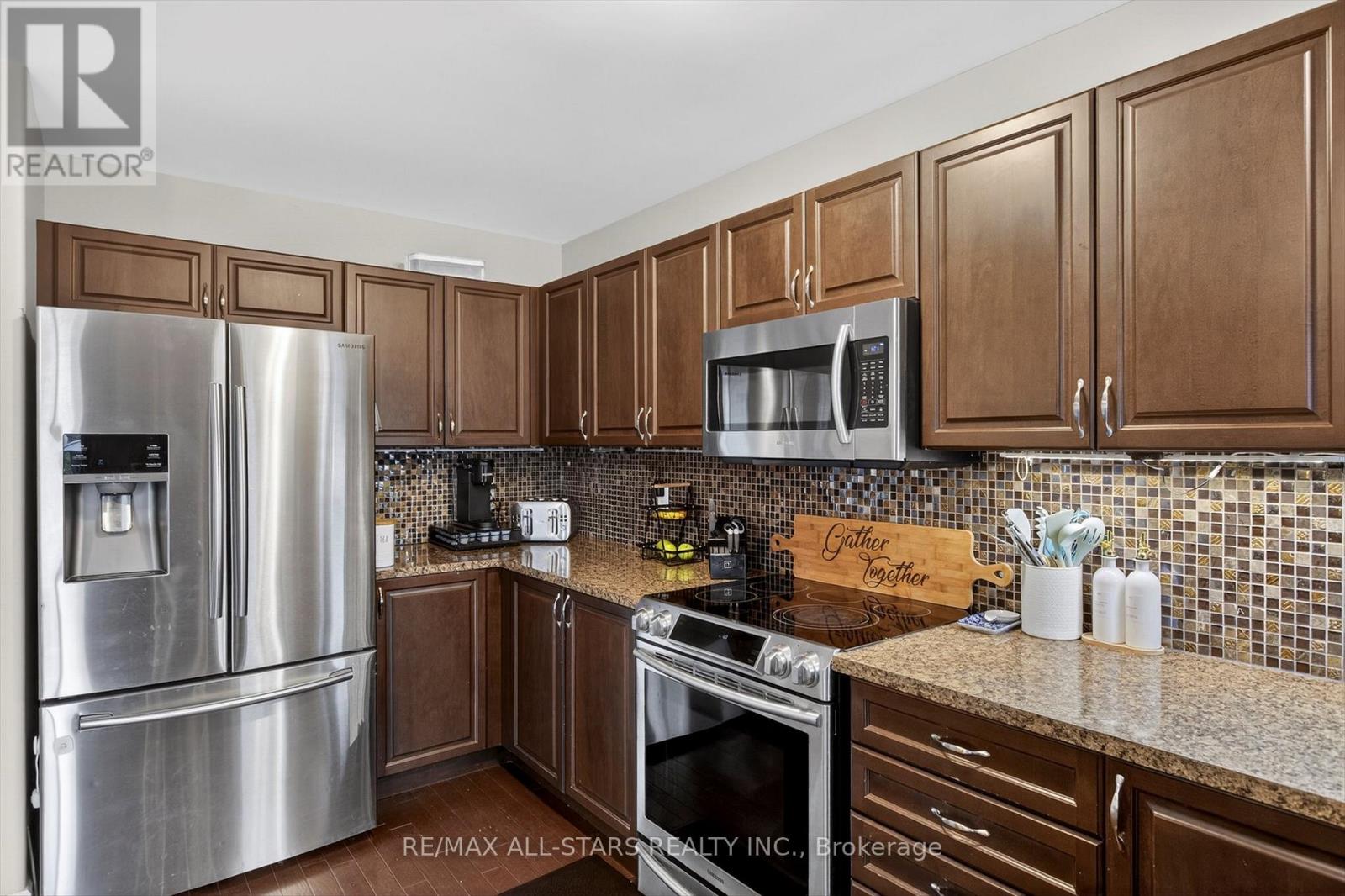 2 Lisbeth Crescent, Kawartha Lakes (Lindsay), Ontario  K9V 0C9 - Photo 15 - X12949252