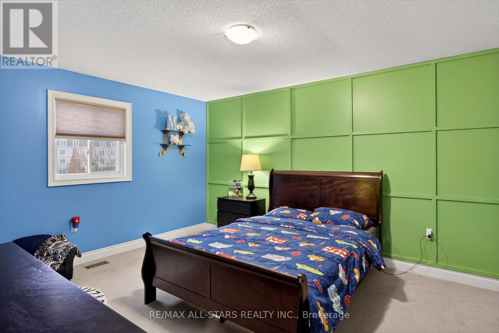 2 Lisbeth Crescent, Kawartha Lakes (Lindsay), Ontario  K9V 0C9 - Photo 25 - X12949252