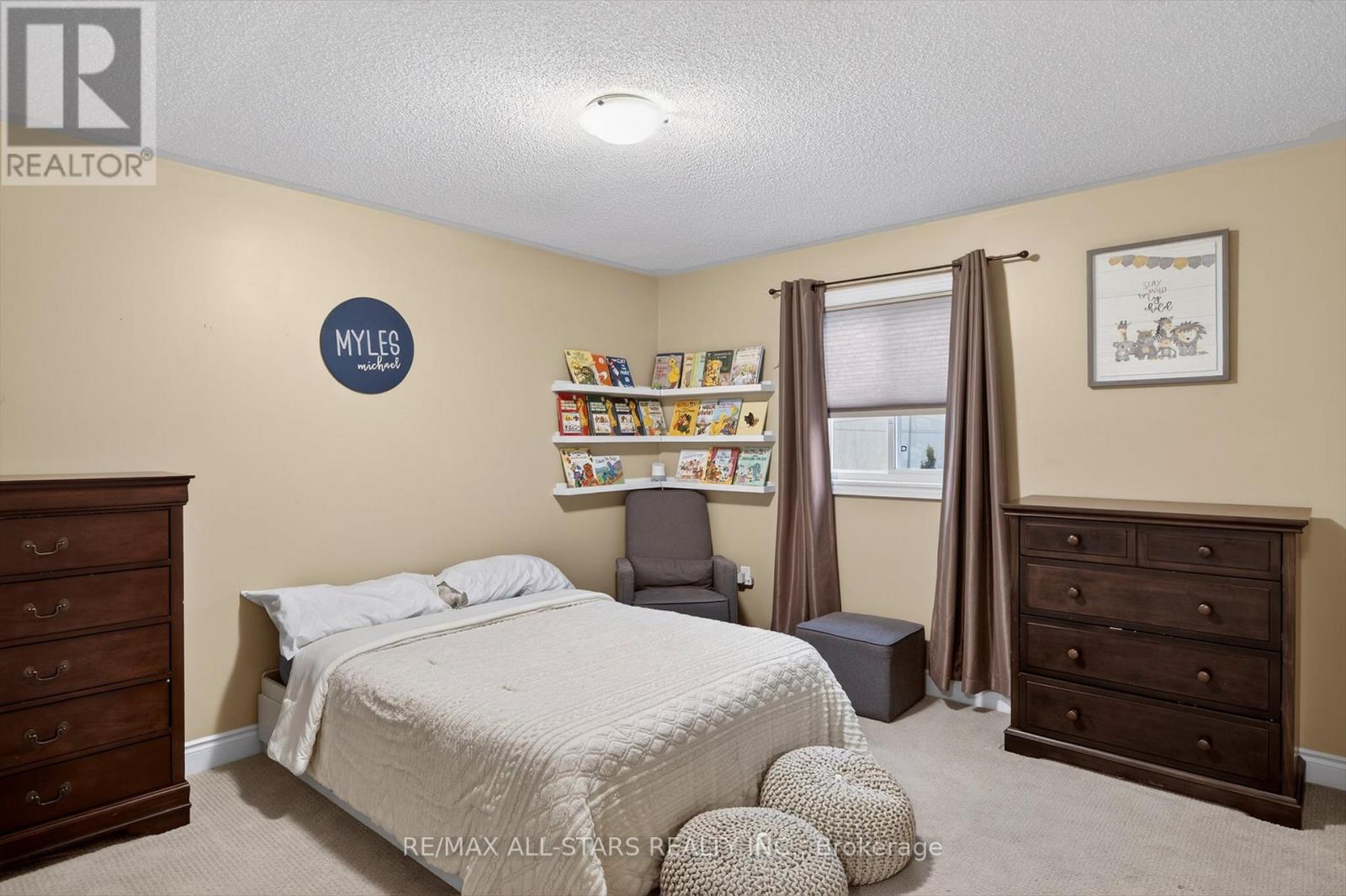 2 Lisbeth Crescent, Kawartha Lakes (Lindsay), Ontario  K9V 0C9 - Photo 27 - X12949252