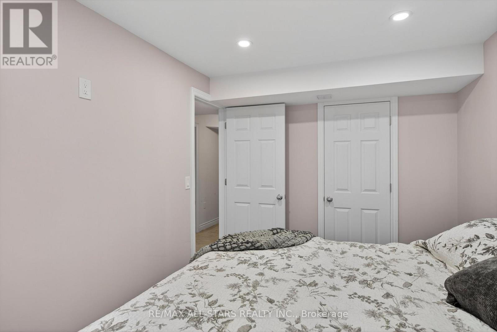 2 Lisbeth Crescent, Kawartha Lakes (Lindsay), Ontario  K9V 0C9 - Photo 34 - X12949252