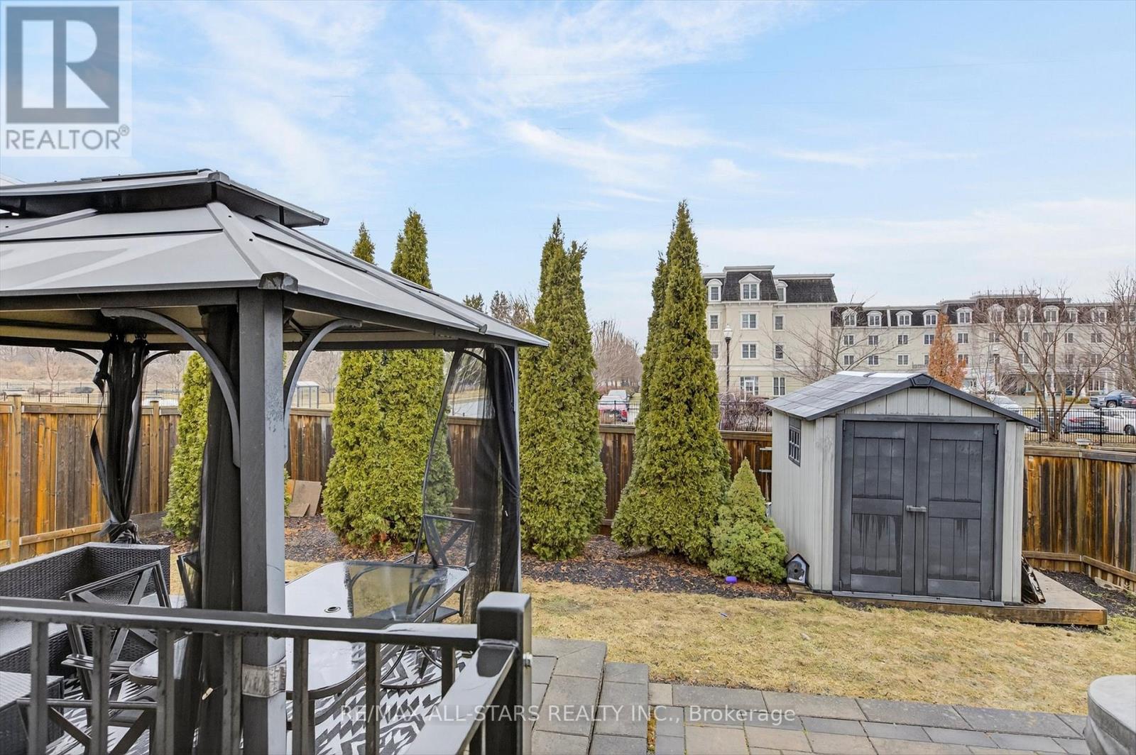 2 Lisbeth Crescent, Kawartha Lakes (Lindsay), Ontario  K9V 0C9 - Photo 43 - X12949252