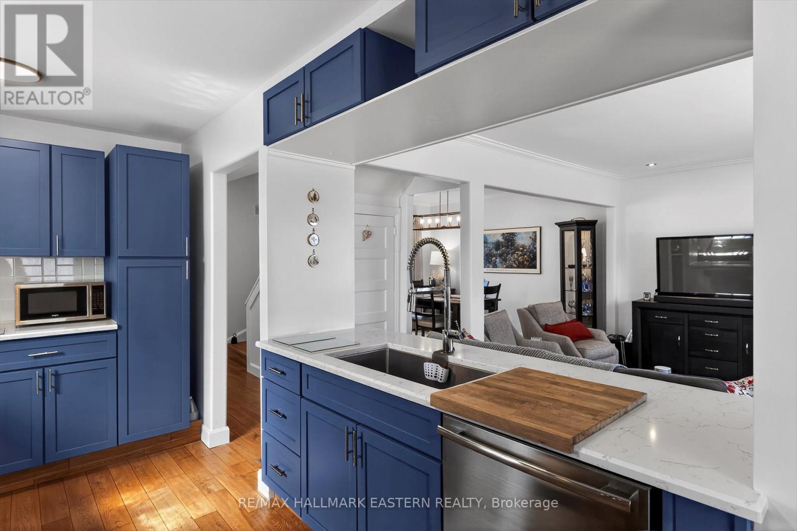 17 Margaret Avenue, Kawartha Lakes (Lindsay), Ontario  K9V 4E4 - Photo 13 - X12949382