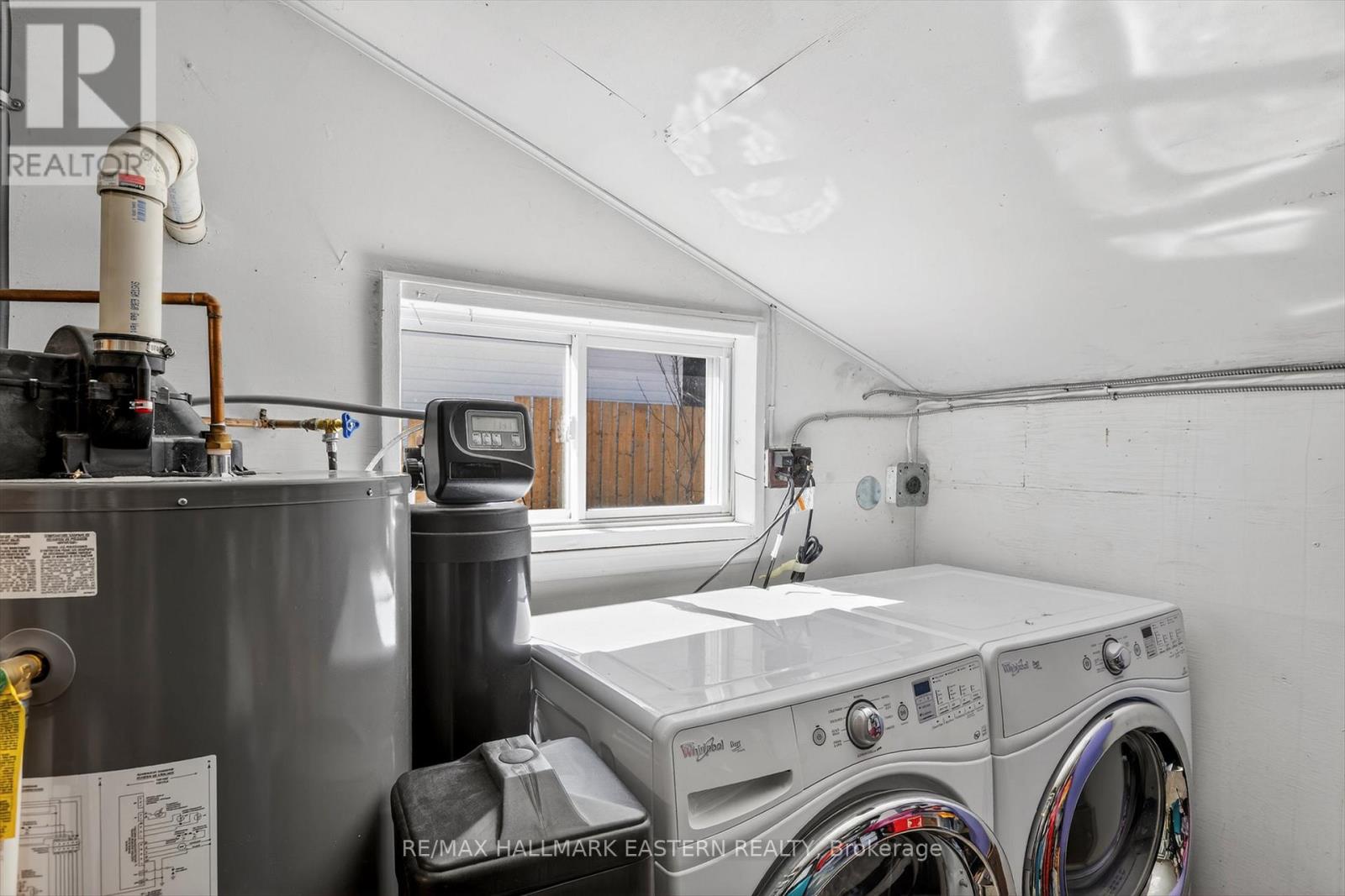 17 Margaret Avenue, Kawartha Lakes (Lindsay), Ontario  K9V 4E4 - Photo 20 - X12949382