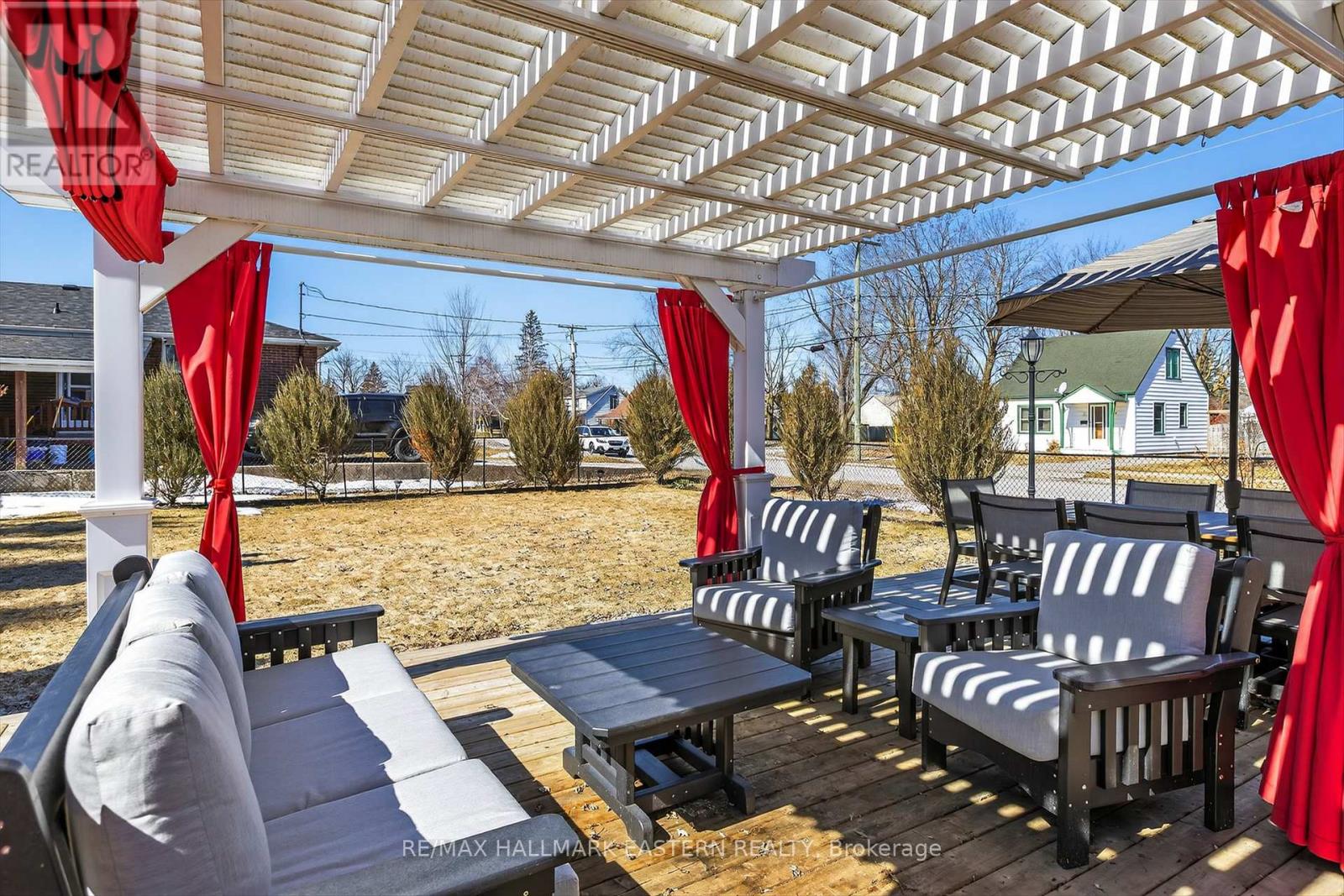 17 Margaret Avenue, Kawartha Lakes (Lindsay), Ontario  K9V 4E4 - Photo 39 - X12949382