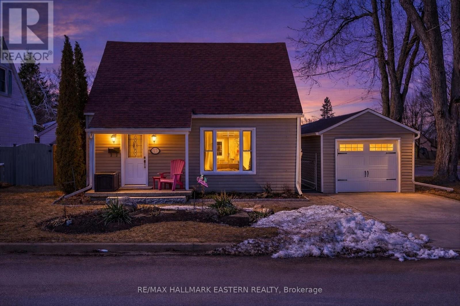 17 Margaret Avenue, Kawartha Lakes (Lindsay), Ontario  K9V 4E4 - Photo 48 - X12949382