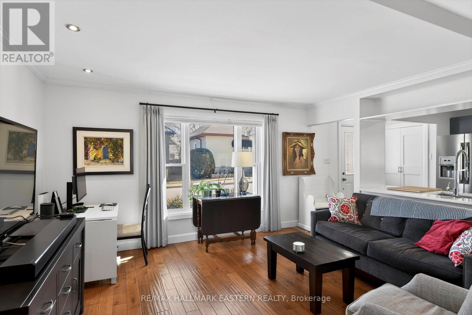 17 Margaret Avenue, Kawartha Lakes (Lindsay), Ontario  K9V 4E4 - Photo 5 - X12949382