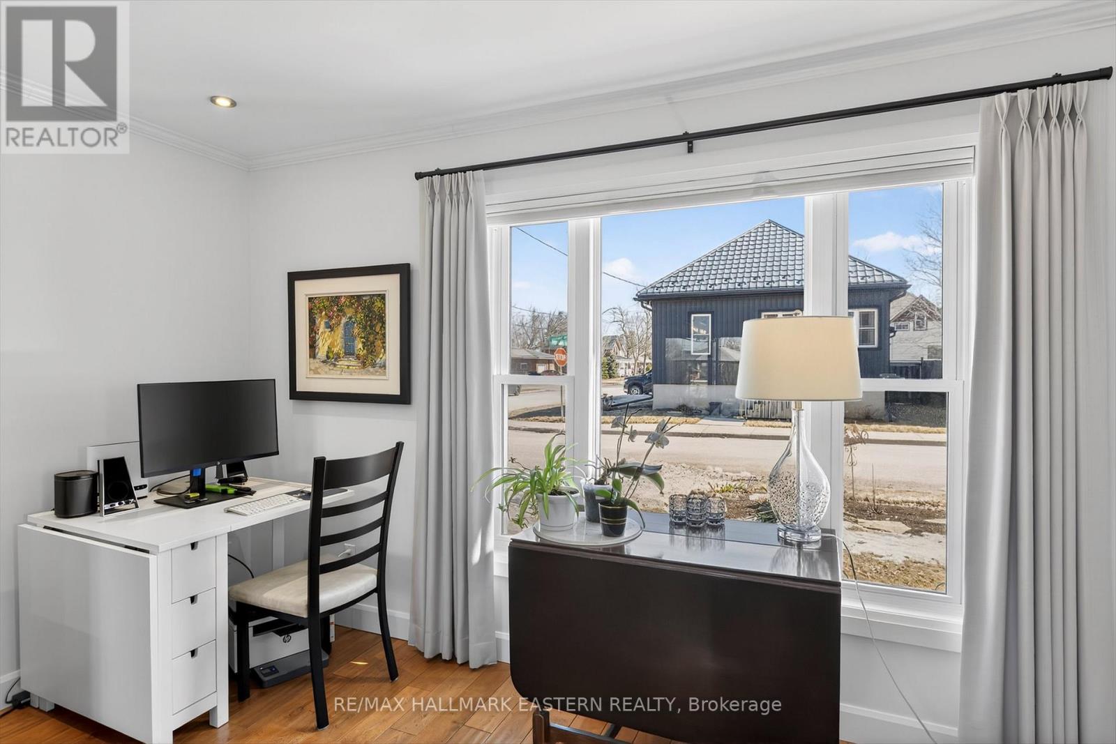 17 Margaret Avenue, Kawartha Lakes (Lindsay), Ontario  K9V 4E4 - Photo 9 - X12949382