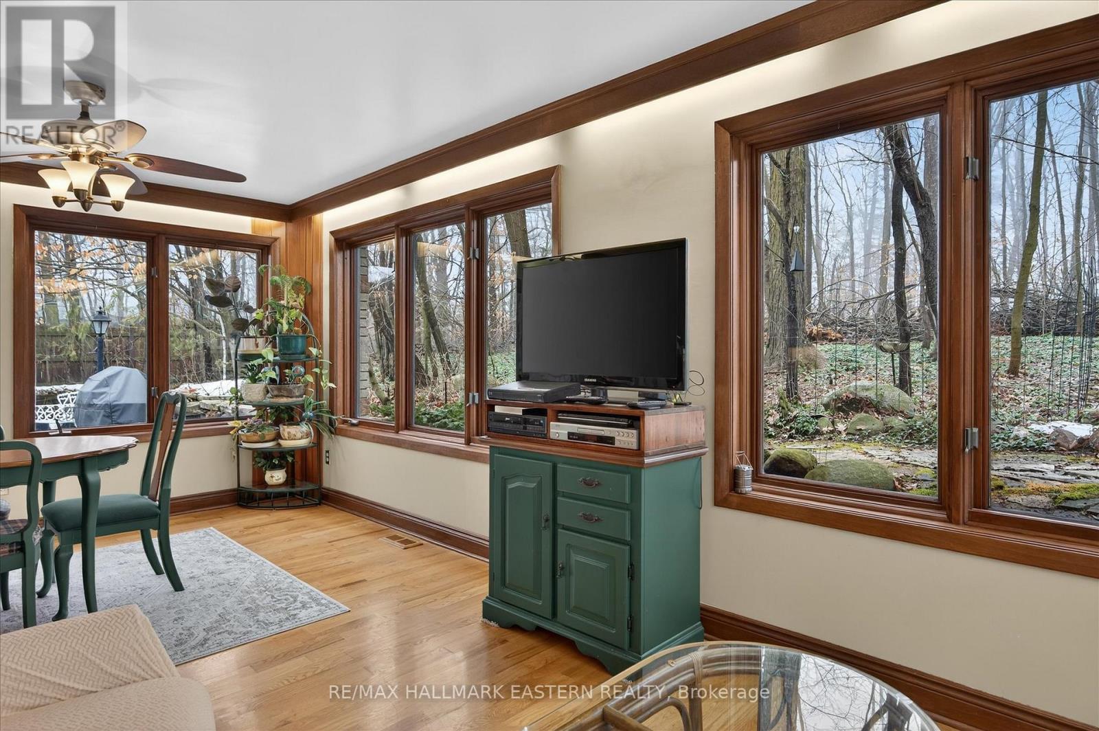 143 Ridgewood Road, Peterborough (Monaghan Ward 2), Ontario  K9J 1P2 - Photo 25 - X12949466