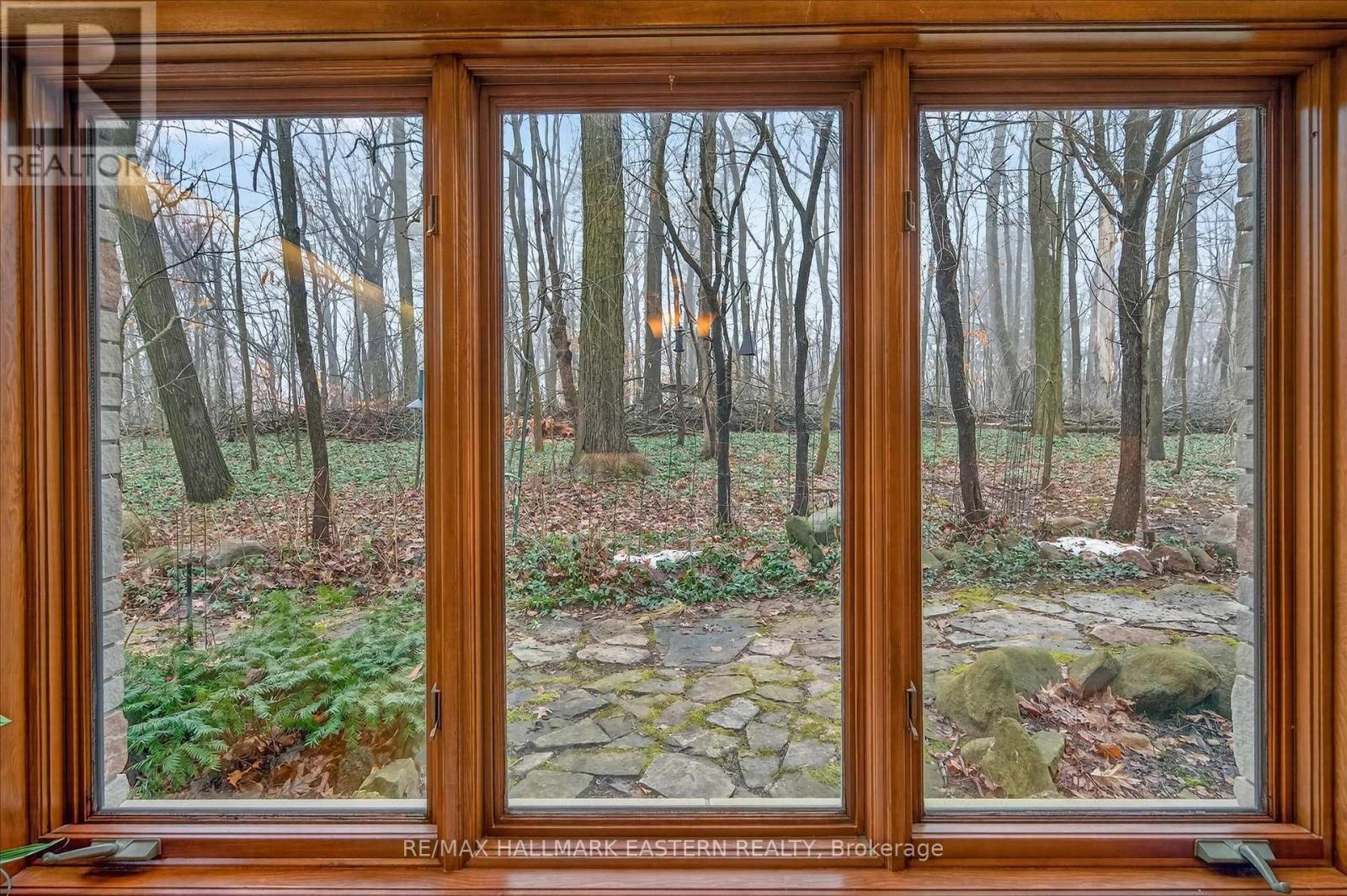 143 Ridgewood Road, Peterborough (Monaghan Ward 2), Ontario  K9J 1P2 - Photo 27 - X12949466