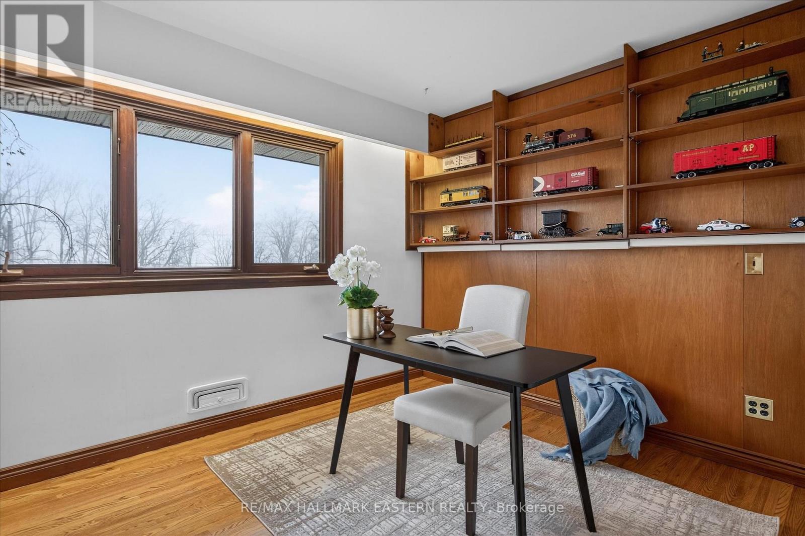 143 Ridgewood Road, Peterborough (Monaghan Ward 2), Ontario  K9J 1P2 - Photo 35 - X12949466