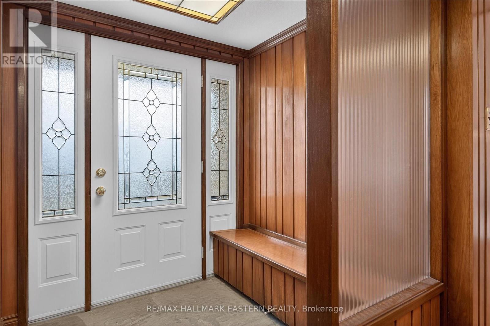 143 Ridgewood Road, Peterborough (Monaghan Ward 2), Ontario  K9J 1P2 - Photo 7 - X12949466