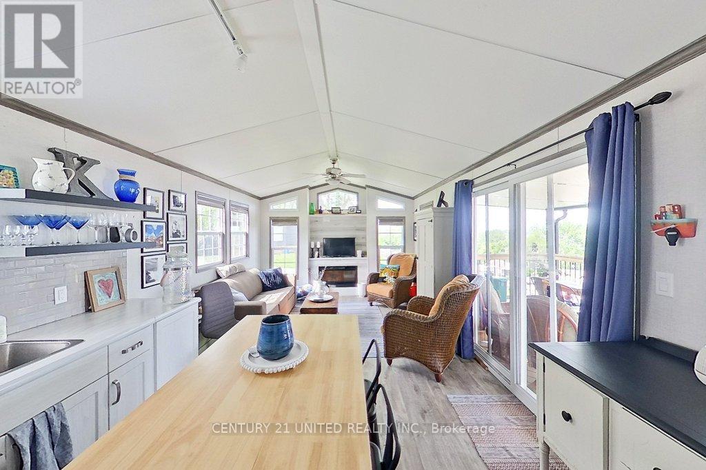 5 Marina Cres - 920 Skyline Road, Selwyn, Ontario  K0L 1T0 - Photo 16 - X12949852