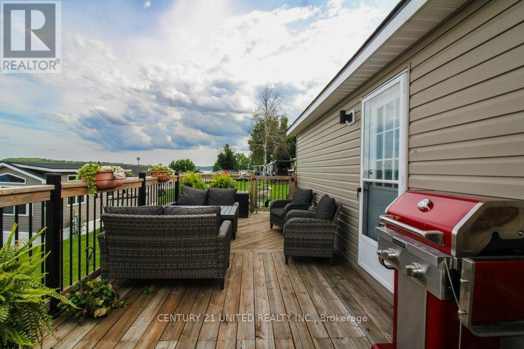 5 Marina Cres - 920 Skyline Road, Selwyn, Ontario  K0L 1T0 - Photo 2 - X12949852