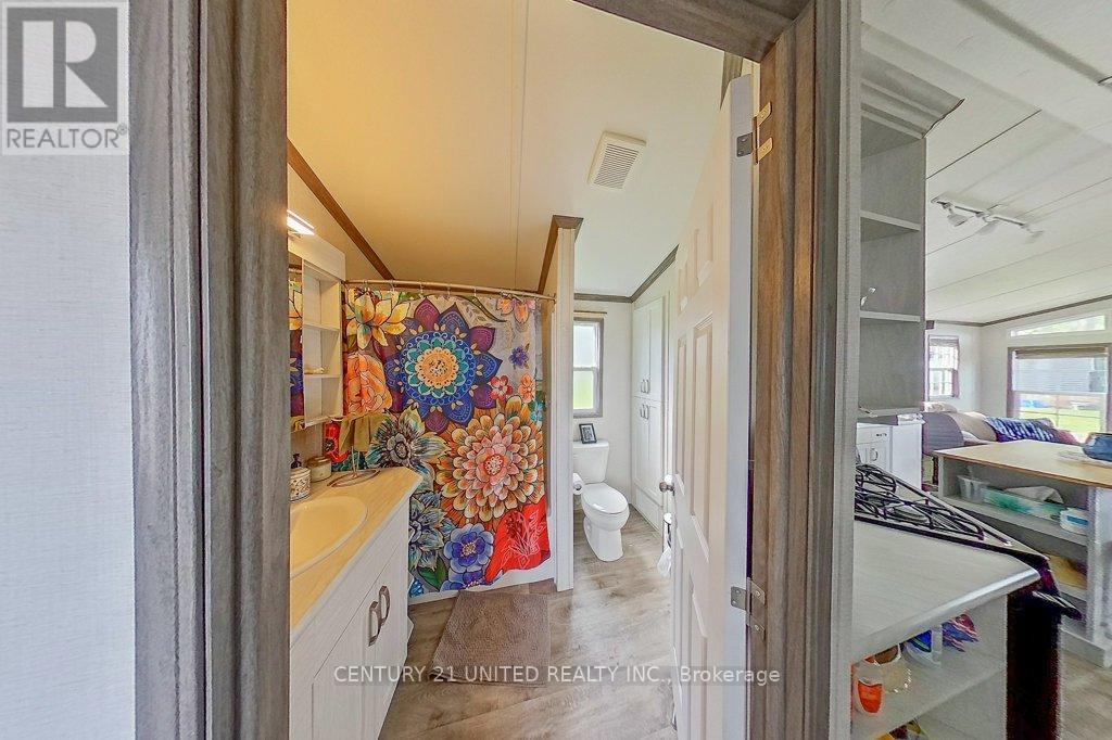 5 Marina Cres - 920 Skyline Road, Selwyn, Ontario  K0L 1T0 - Photo 23 - X12949852