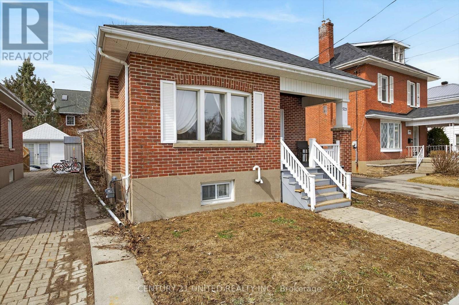 521 Armour Road, Peterborough (Ashburnham Ward 4), Ontario  K9H 1Y8 - Photo 2 - X12949854